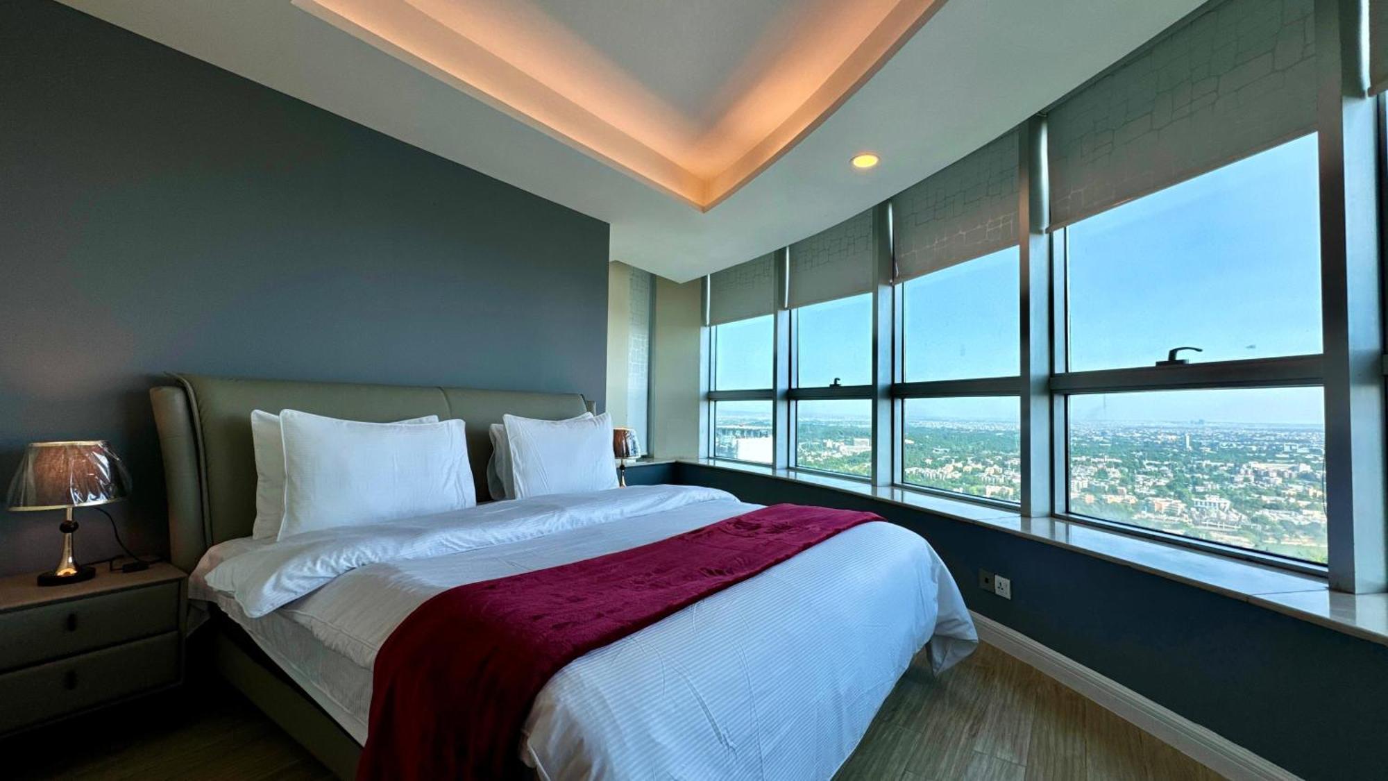 Centaurus Apartment City View Three Beds Islamabad Exterior foto